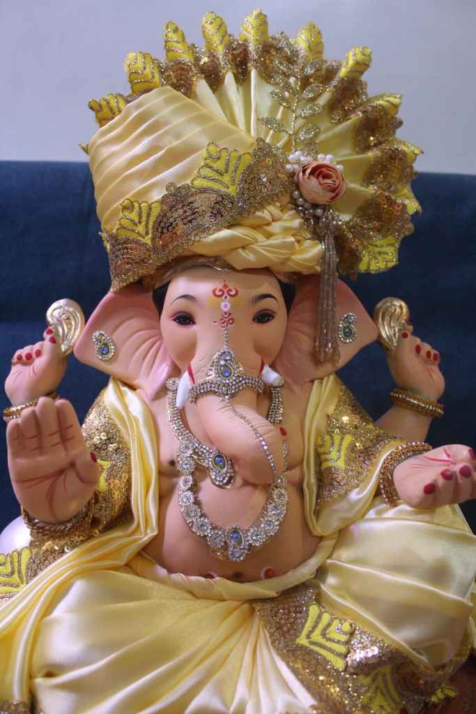 Vakratunda Mahakaya: A Deep, Word-by-Word Meaning of the Ganesh Stotra